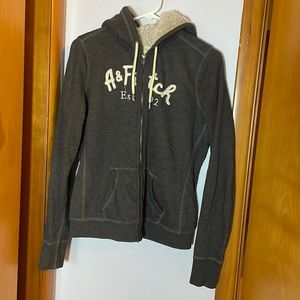 Abercrombie & Fitch Sherpa lined zip up, size L
